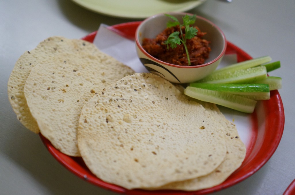 papadum & namprik ong