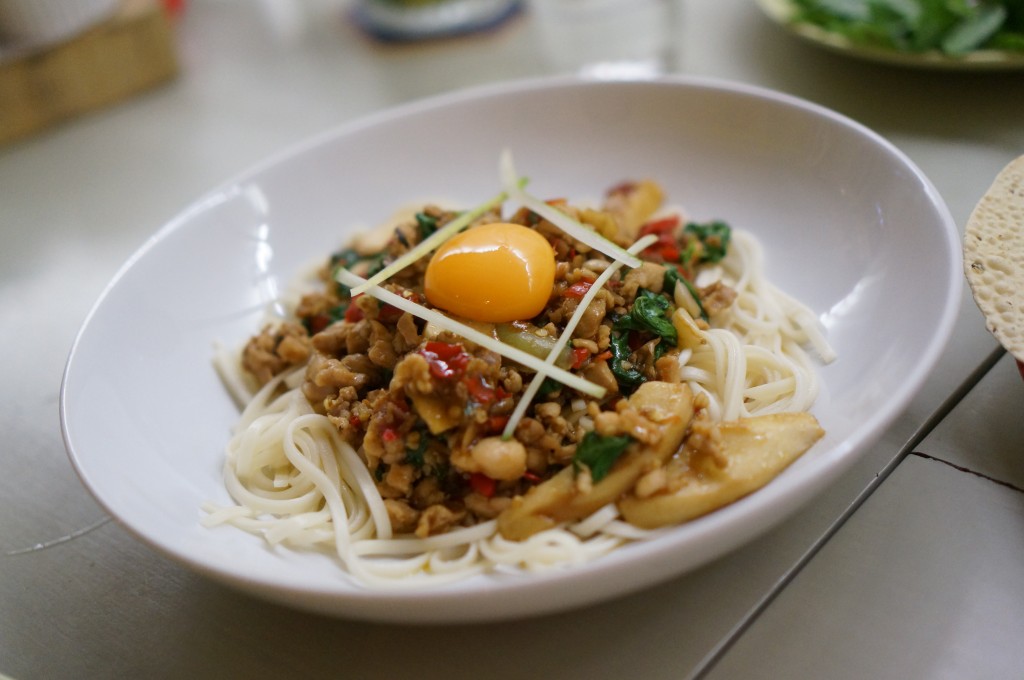 Krapow Carbonara Spaghetti