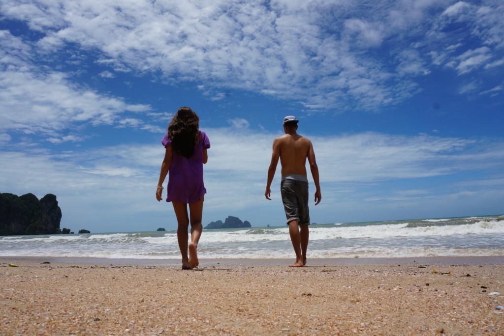 ao nang beach walk